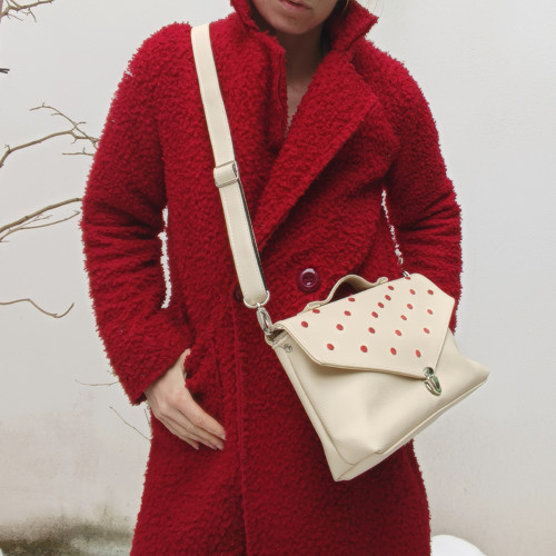 Kabelka WHITE and RED — foto 3