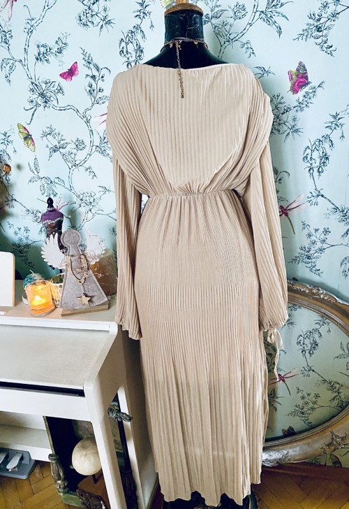 Šaty vintage plisované — foto 6