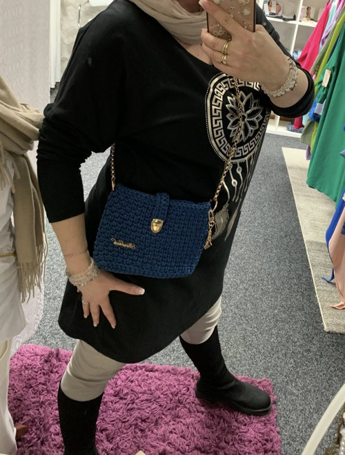 Crossbody háčkovaná kabelka — foto 4