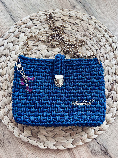 Crossbody háčkovaná kabelka — foto 3
