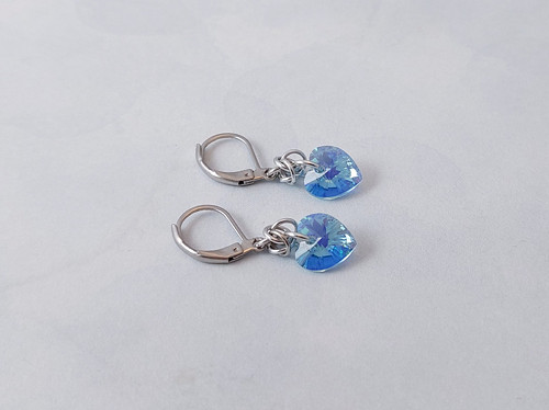 Náušnice se Swarovski srdíčky modravé — foto 4