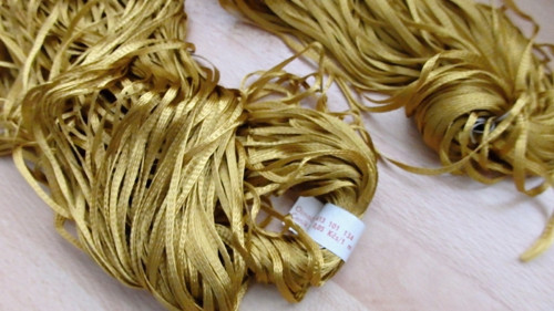 Lacetka zlatá — foto 2