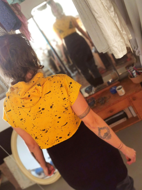 Crop-Top Western Yinyang — foto 4