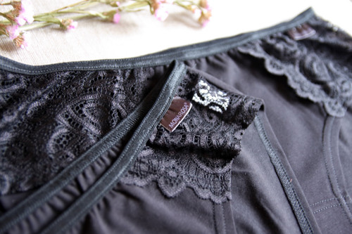 Kalhotky Black bio s krajkou — foto 2