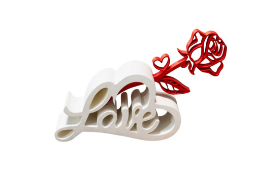 Srdce s nápisem Love a růží — foto 4