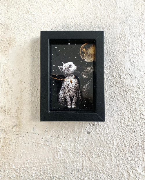 MOON — foto 2
