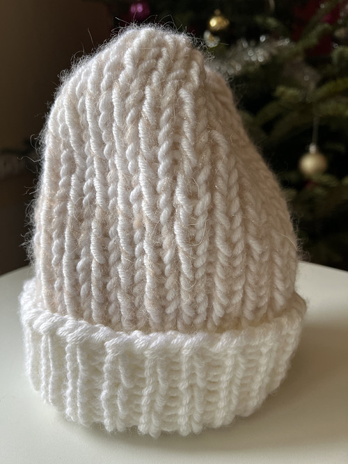Dámská pletená čepice — foto 3
