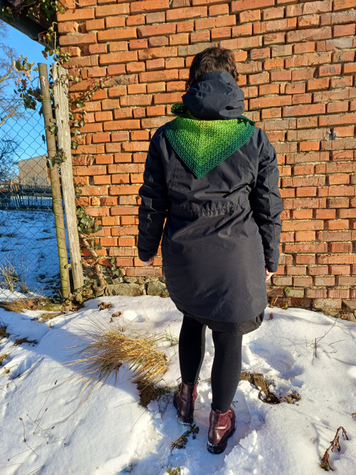 Háčkovaný šátek "Slunečnice" — foto 2