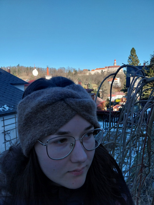 Pletená čelenka křížená — foto 3