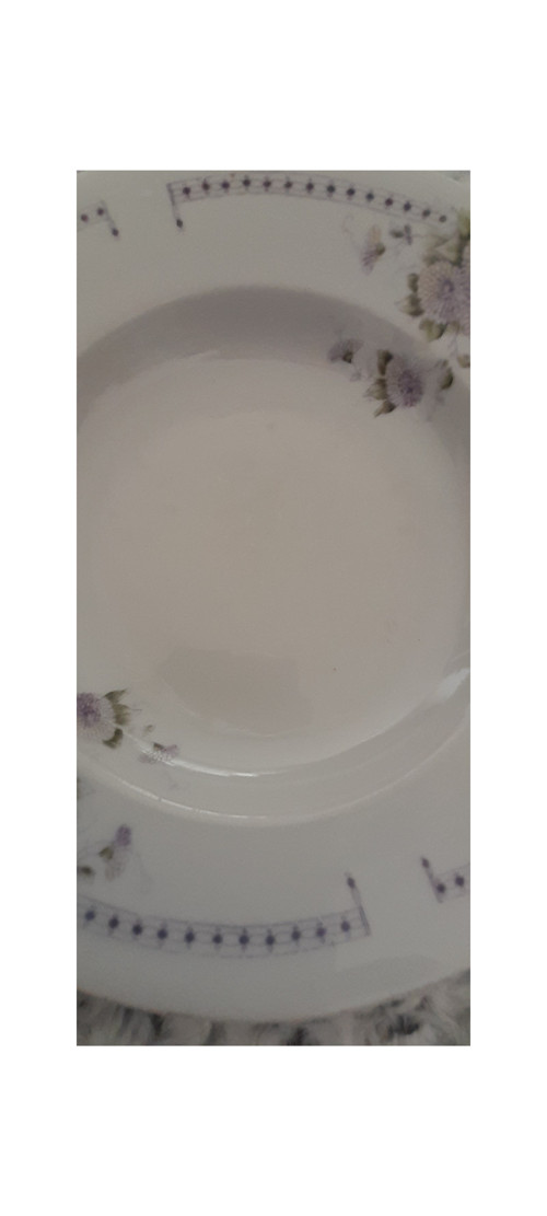 Hluboký talíř — foto 3