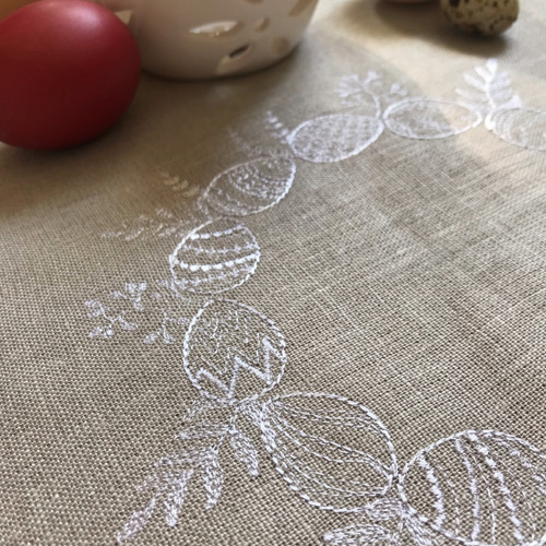 Kulaté lněné prostírání Velikonoce — foto 3