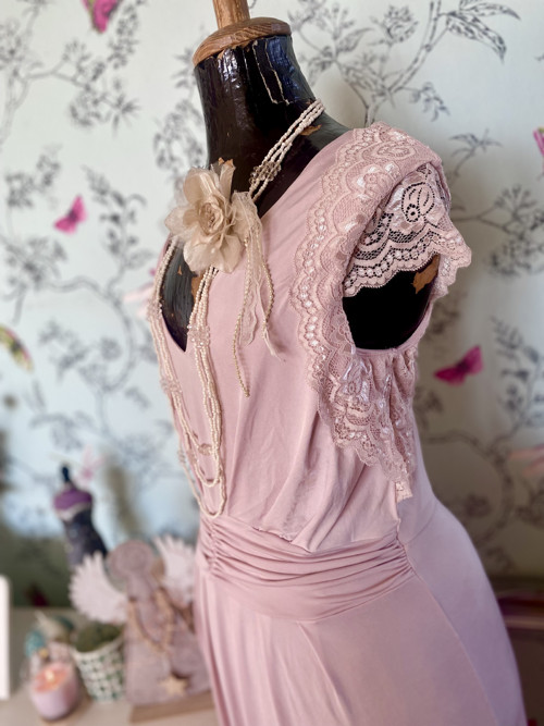 Šaty prvorepubliková elegance — foto 2
