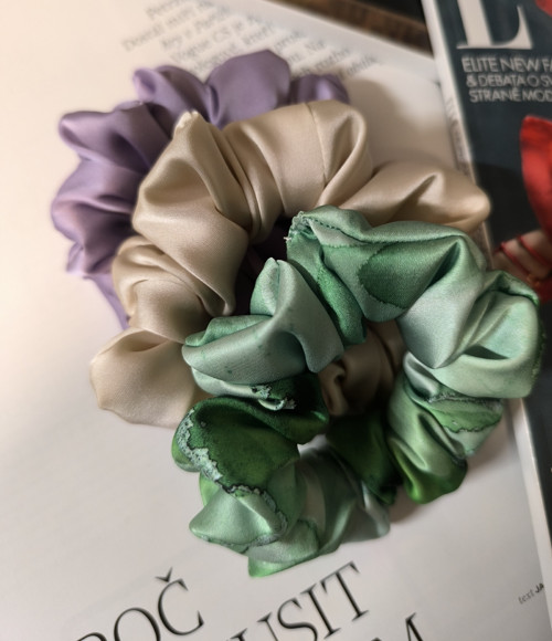 Minimal soft hedvábné scrunchies gumičky — foto 3