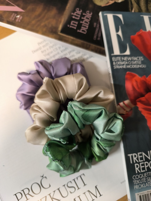 Minimal soft hedvábné scrunchies gumičky — foto 5