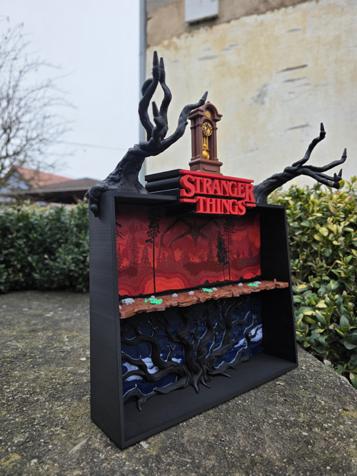 3D tištěná polička Stranger Thing — foto 2