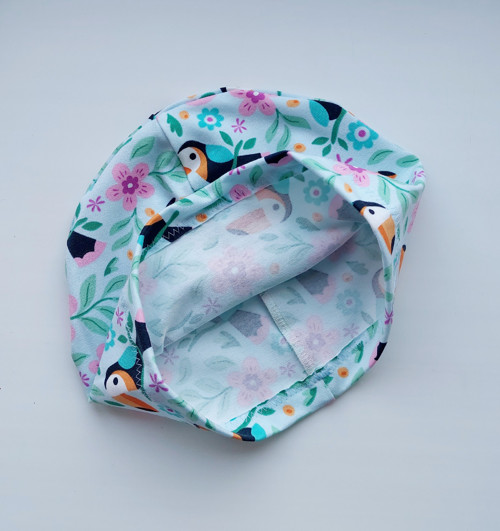 Barevná čepička 50 - 53 cm — foto 2