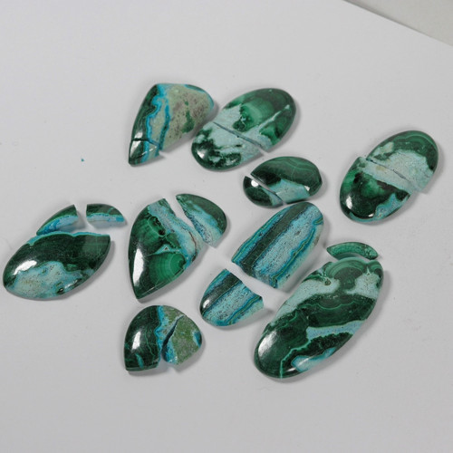 Chrysokol--Malachit, kabošony, 265+ ct./Lot — foto 3