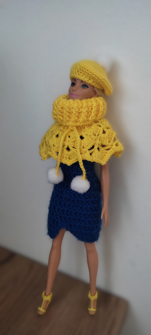 Pelerínka a baret pro Barbie — foto 4