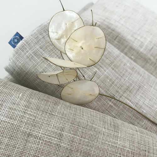 Lněný polštář Lunaria — foto 2