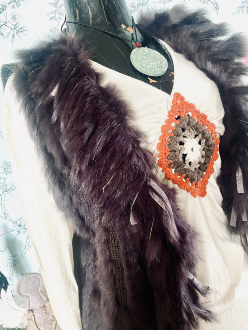 Vestička boho s kožešinkou — foto 3