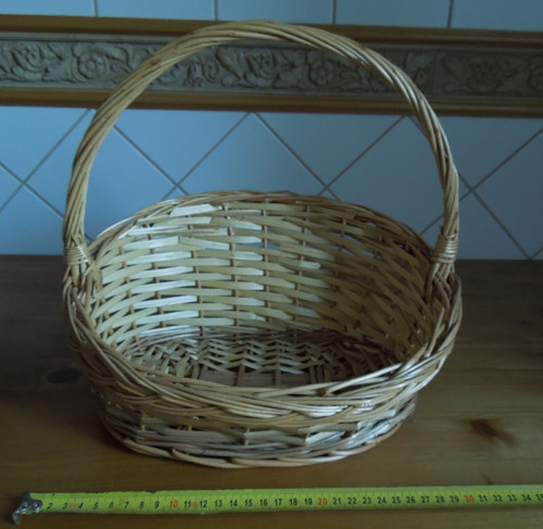 Proutěný košík s uchem — foto 5