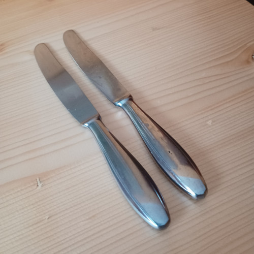Šest příborových nožů — foto 2