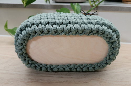Háčkovaný košík 20 x 10 cm — foto 4