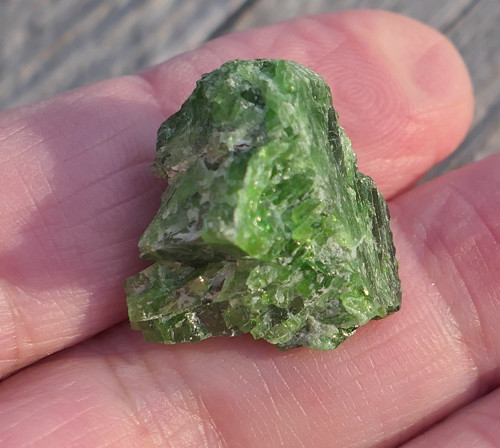 Surový chromdiopsid V2173 — foto 6
