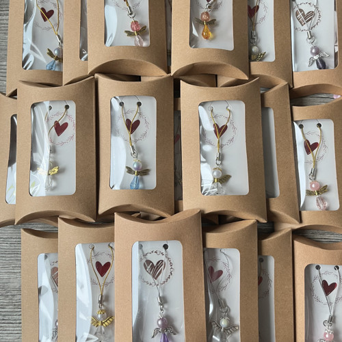 Korálkový andílek amulet pro štěstí — foto 5