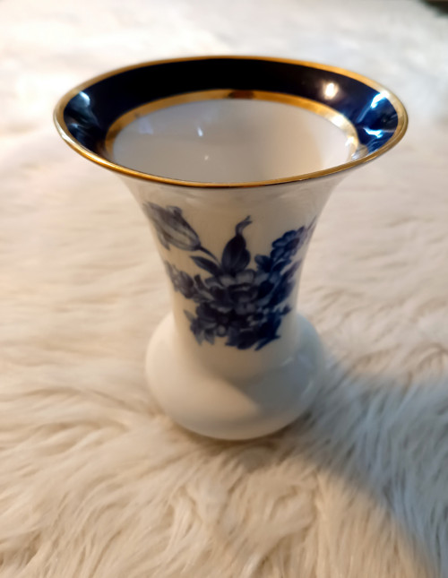 Porcelánová váza Royal Dux — foto 2
