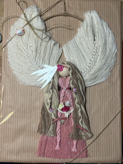 Macrame anděl růžový s křídly — foto 3