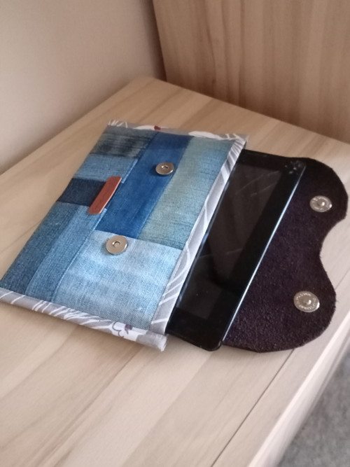 Obal na tablet nebo kapsička do kabelky — foto 4