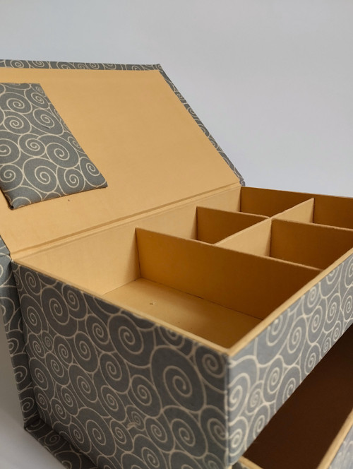 Šicí box s jehelníčkem — foto 6