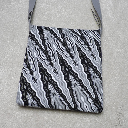 Černobílá crossbody kabelka - Ingrid — foto 2