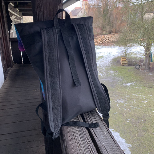 Modro růžový les + přední kapsa na zip — foto 5