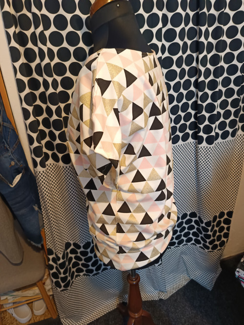 Tričko netopýr triangl — foto 6
