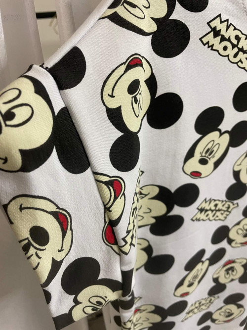 Dámské triko Mickey na bílé — foto 3