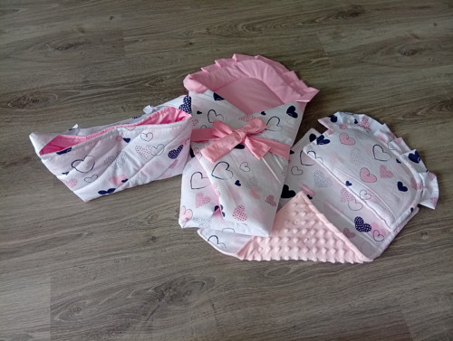 Taštička a zavinovačka pro panenky "srdíčka" — foto 2