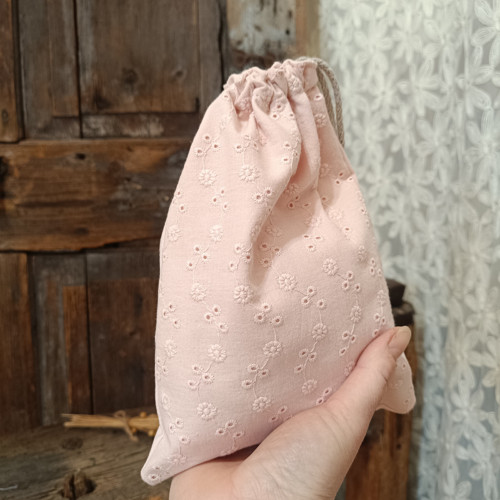 Dva pytlíčky pudrové s madeirou — foto 3