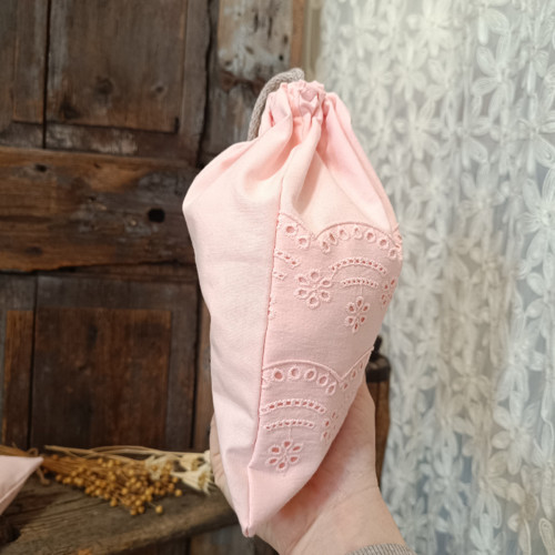 Dva pytlíčky sladce růžová s madeirou — foto 2