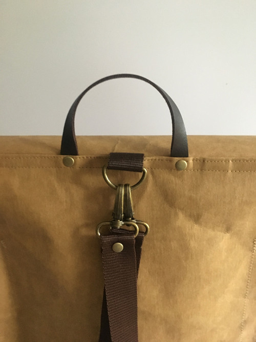 Batoh "Beige" na zapínanie — foto 3