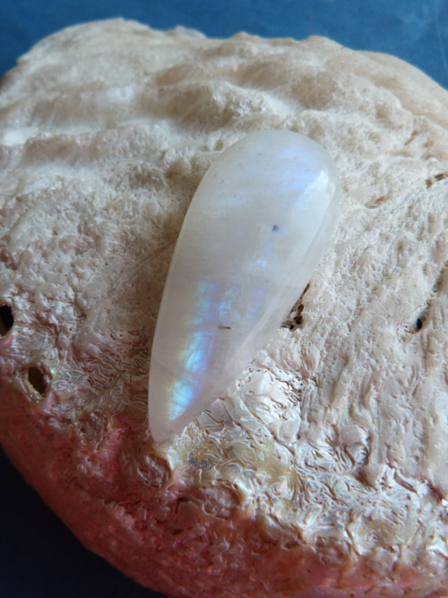 Měsíční kámen pravý - 3,9 cm (MKP14) — foto 5