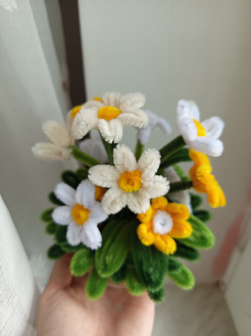 Luční květiny na pařezu — foto 3