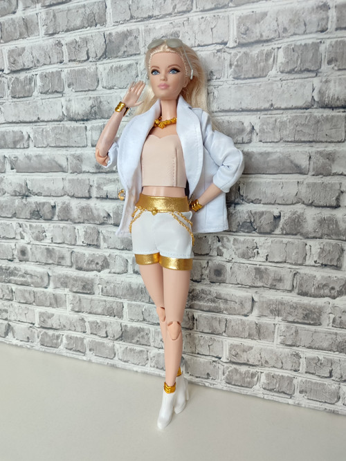 Kraťasy s řetízky — foto 4