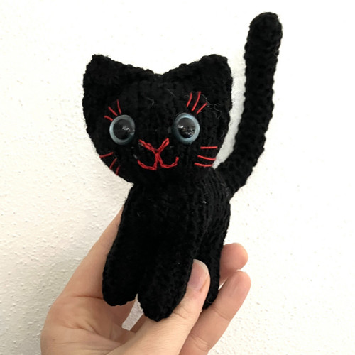 Černé kotě 12 cm — foto 4
