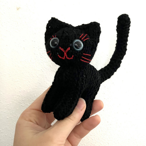 Černé kotě 12 cm — foto 2