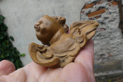 Andělíček, cherubín...dřevěná plastika — foto 3
