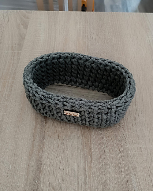 Háčkovaný košík malý oválný inox — foto 2