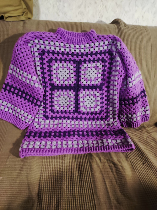 Svetr delší háčkovaný — foto 3