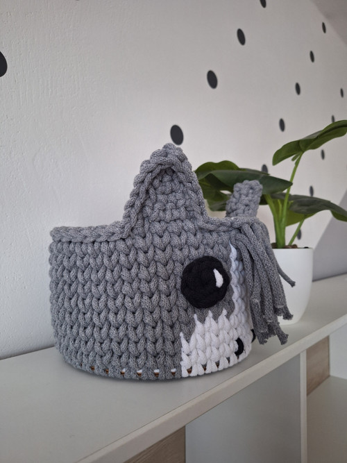 Háčkovaný košík-šedý kůň — foto 3